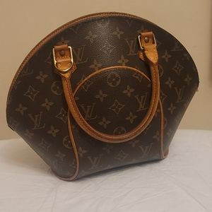 LOUIS VUITTON PURSE